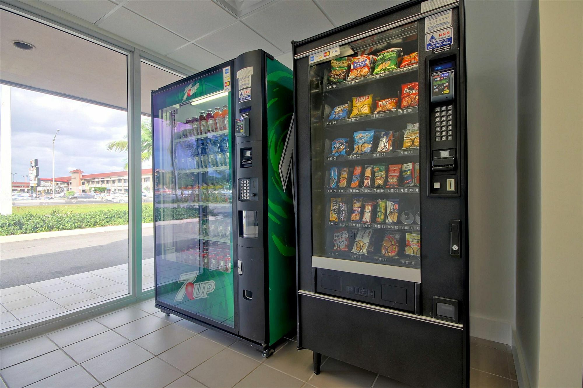 Motel 6-Miami, Fl Doral Eksteriør billede